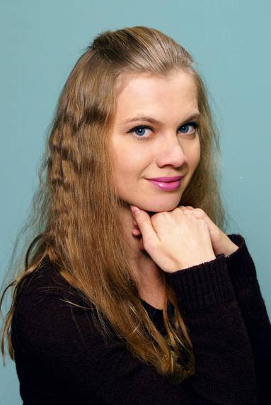 Photos of Russian dating scammers