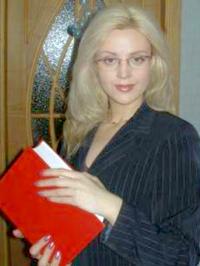 Photos of Russian dating scammers