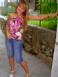 Photos of Russian dating scammers