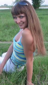 Photos of Russian dating scammers