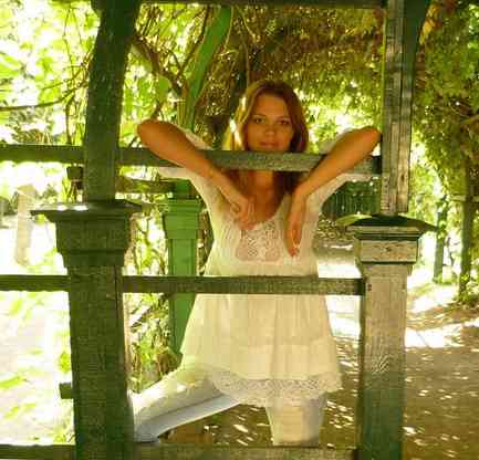 Photos of Russian dating scammers