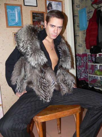 Photos of Russian dating scammers