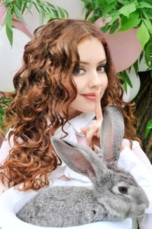 Photos of Russian dating scammers
