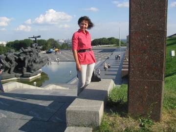Photos of Russian dating scammers