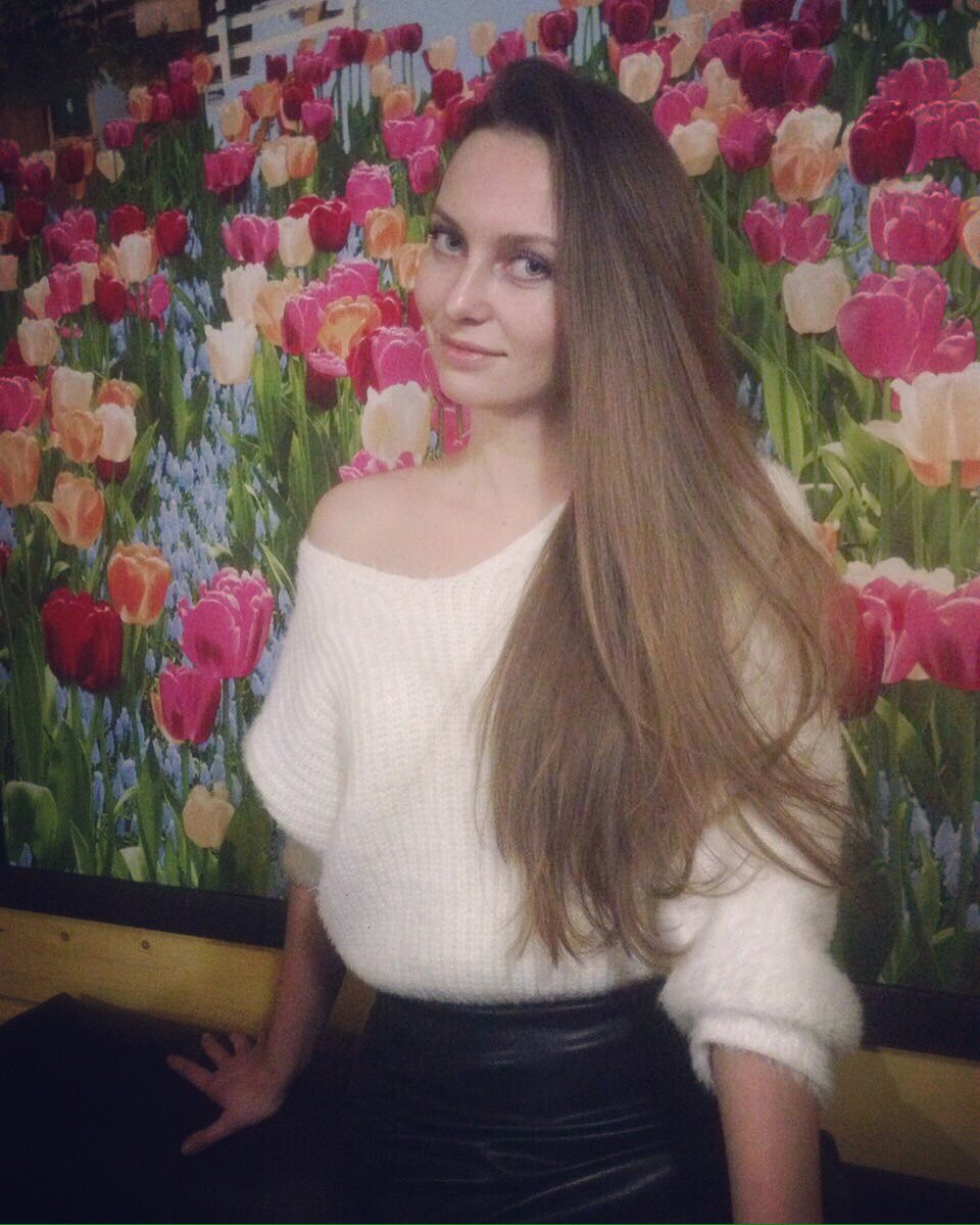 Photos of Russian dating scammers